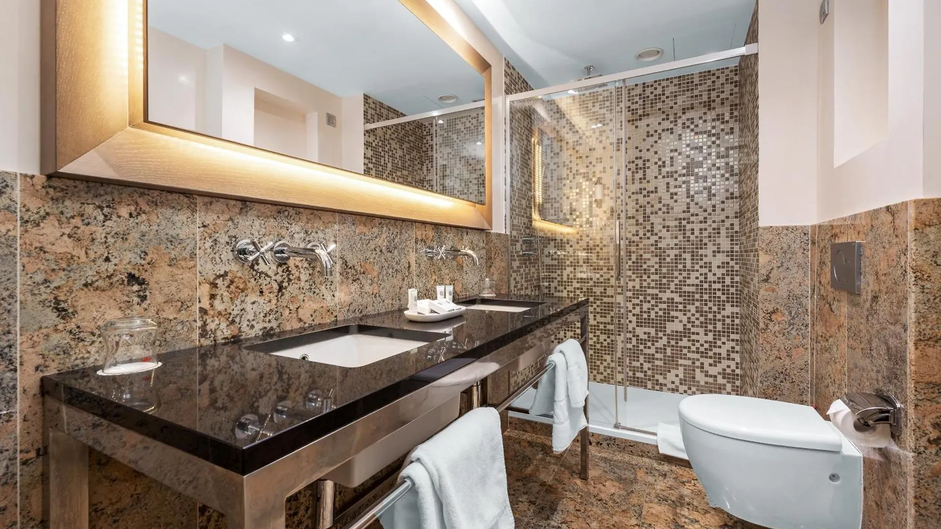 Hotel Royal Prague 4*,